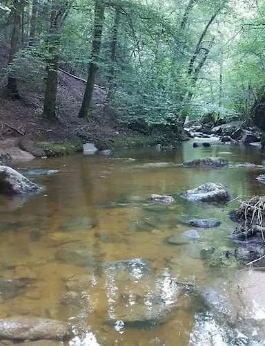 A La Campagne Andre De Chalencon Accommodatie bij particulieren