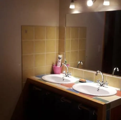 A La Campagne Andre De Chalencon *