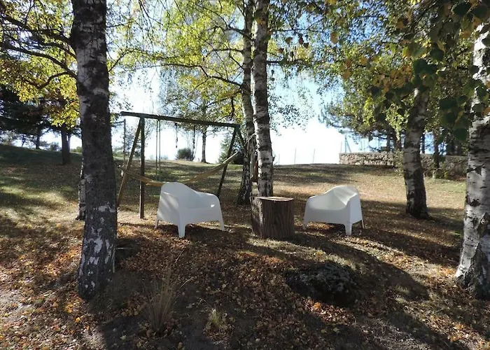 A La Campagne Andre De Chalencon *