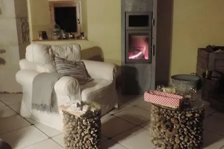 A La Campagne Andre De Chalencon Saint-Andre-de-Chalencon